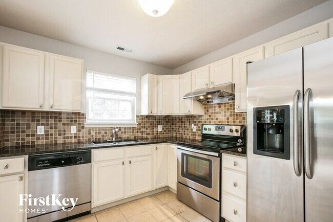 Foto del edificio - 14932 Oak Rd