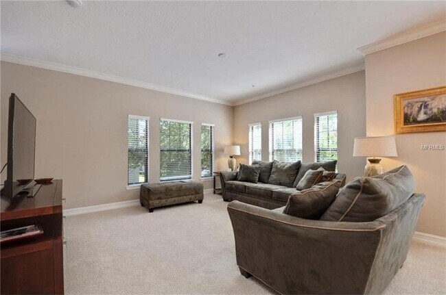 Foto del edificio - Amazing 4 Bed 3.5 Bath gated Town House in Lake Mary, FL!