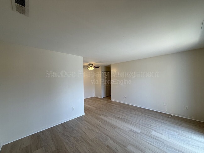 Building Photo - 76 Red Maple Ct