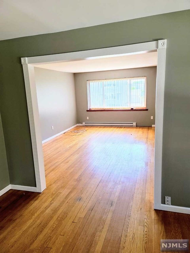 Building Photo - 138 Scoles Ave