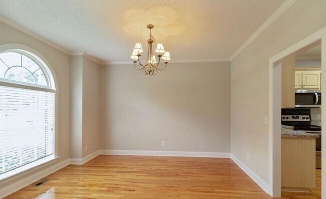 Foto del edificio - 224 High Ridge Ct