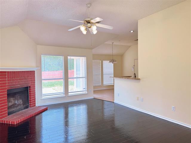 Foto del edificio - 8806 Pheasant Run Dr