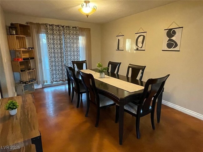 Foto del edificio - 5243 S Placentia Pkwy