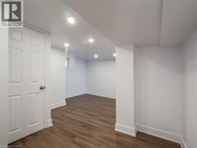 Photo du bâtiment - 116 Myrtle Ave