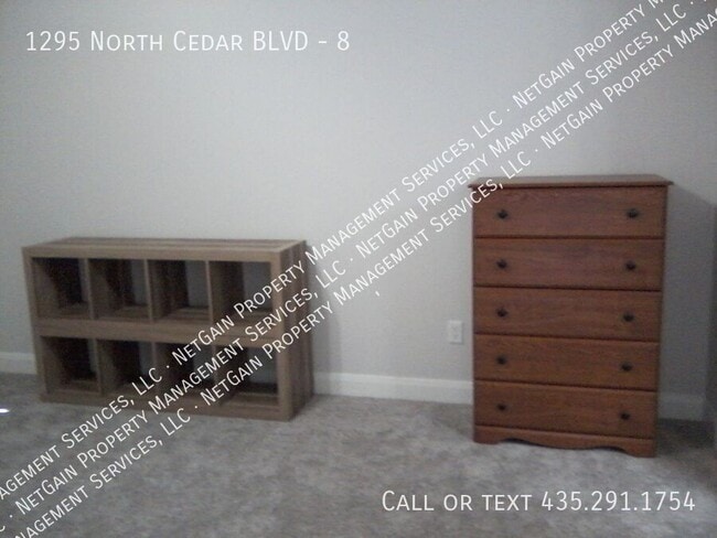 Building Photo - 1295 N Cedar Blvd
