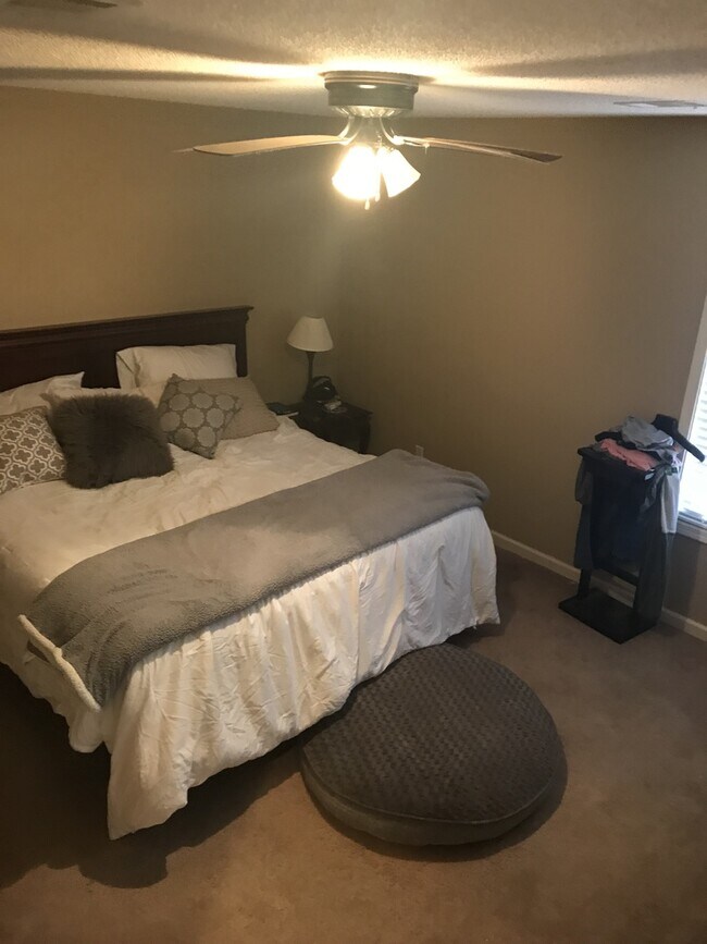 Foto del edificio - 106 Bailey Patricia Ave