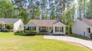 Building Photo - 127 Eagles Landing Dr