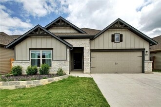 Building Photo - 104 Finley St