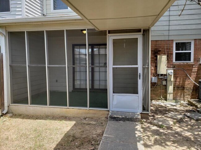 Photo - 3740 Deer Crossing House