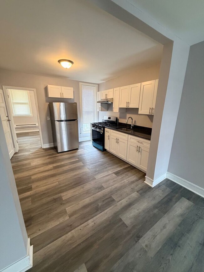 Foto del edificio - 4957 N Franklin St