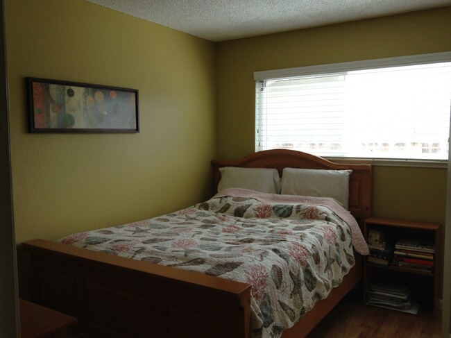 Building Photo - 6128 Rockrose Dr
