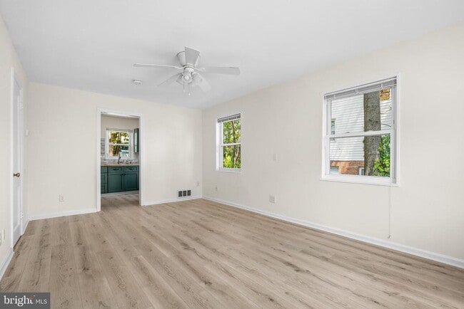 Building Photo - 5810 Fifer Dr