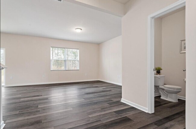 Foto del edificio - 3425 Honey Ivy Ln