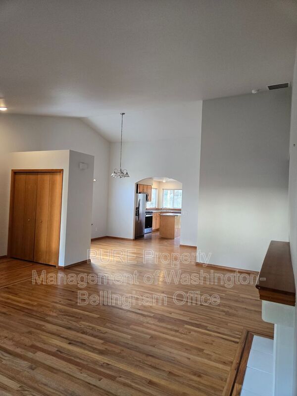 Foto del edificio - 1325 Heritage Hills Ct