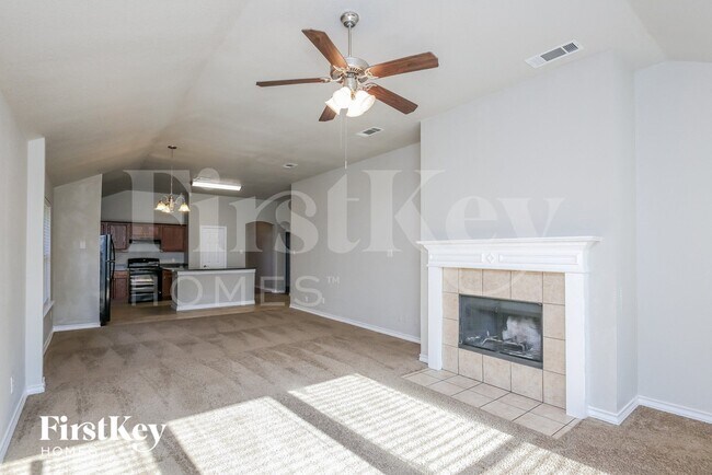 Foto del edificio - 1101 New Meadow Dr