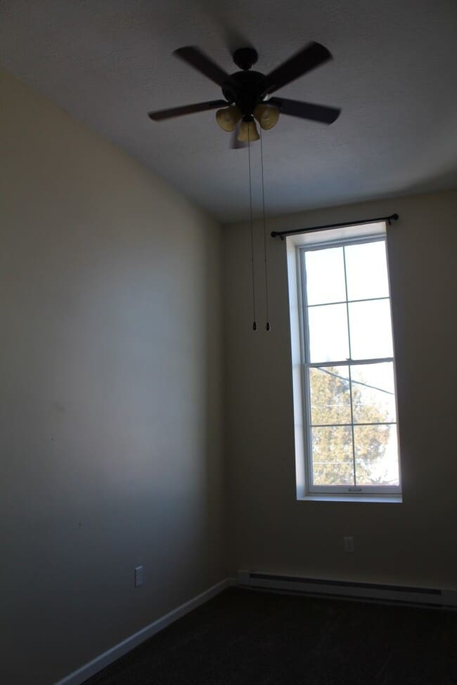 Building Photo - 253 State St
