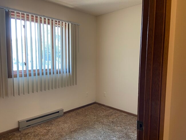 Building Photo - 2625 4th Ave