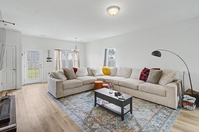 Foto del edificio - 1246 Grayson Ave