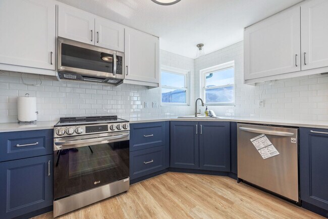 Building Photo - 510 Keasey Ave