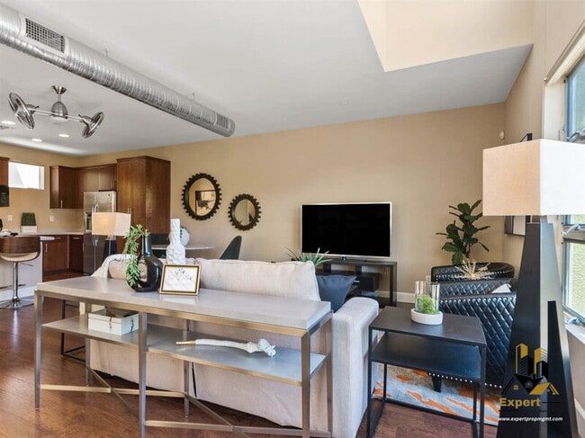 Building Photo - 797 Krypton Ct