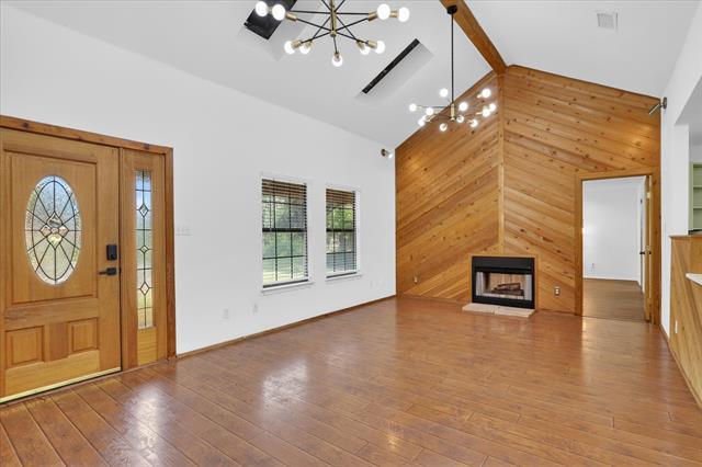 Foto del edificio - 9400 Live Oak Ln