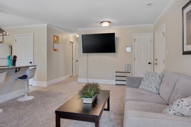 Foto del edificio - 2128 S Roxboro St