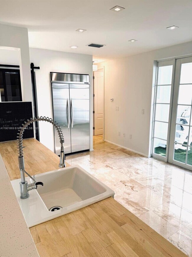 Foto del edificio - 7765 SW 54th Ct