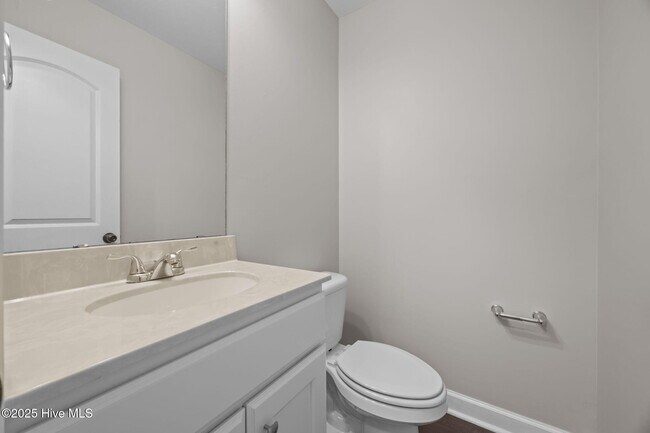 Building Photo - 100 Shallow Ct