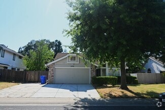 Building Photo - 5524 Laguna Park Dr