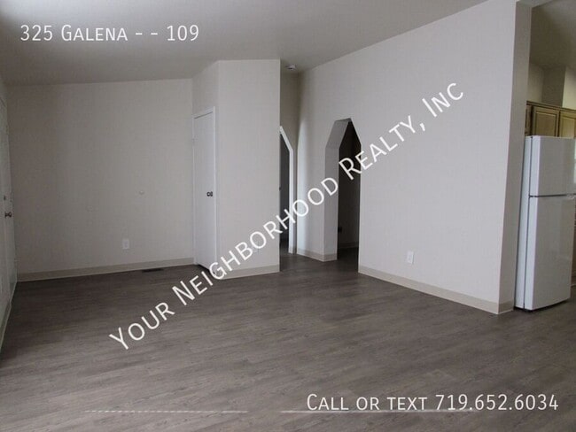 Building Photo - 325 Galena Ave