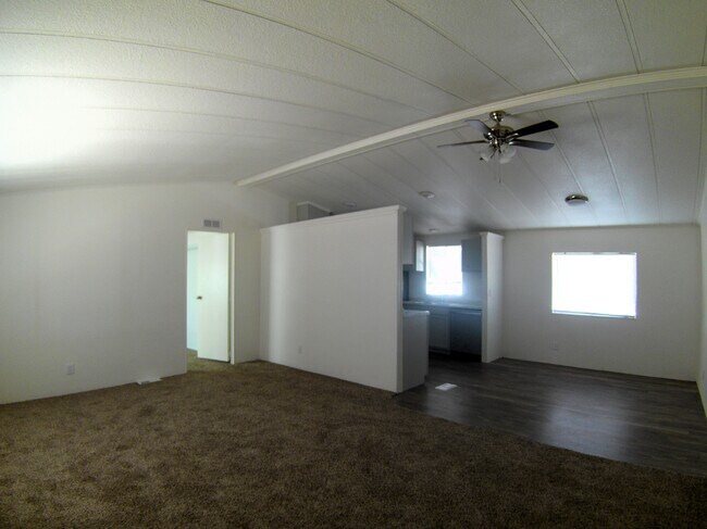 Building Photo - 2196 Cabot Dr