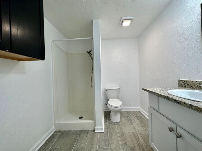 Foto del edificio - 5916 Lago Vista Way