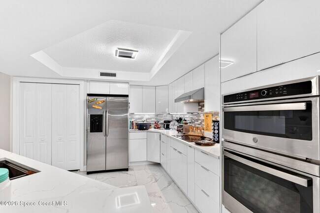 Building Photo - 123 Lancha Cir