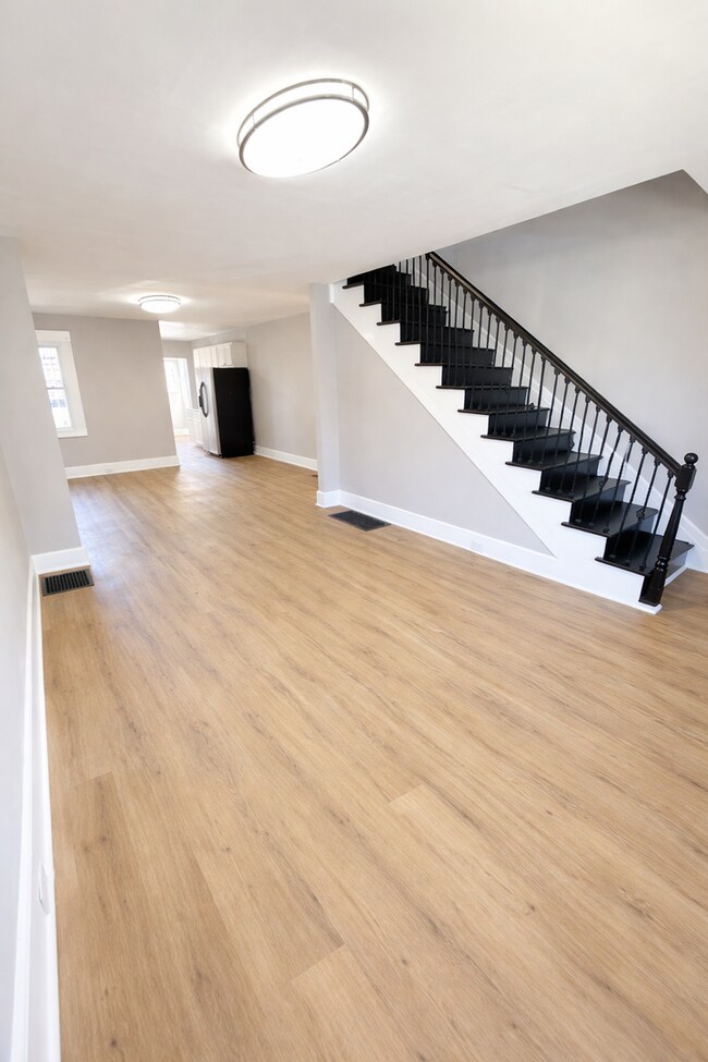 Foto del edificio - Beautifully Modern 3BR Townhome | Finished Basement | Fenced Yard | Baltimore