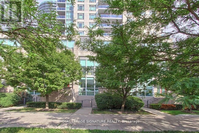 Building Photo - 90 Absolute Ave