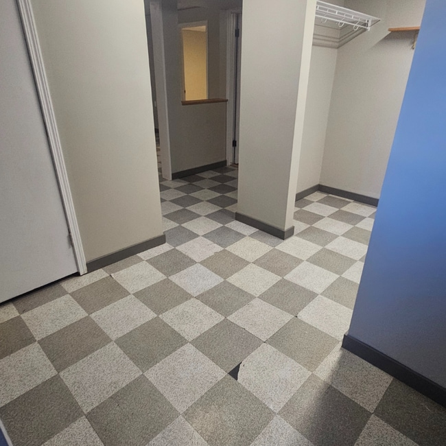 Building Photo - 10904-1093A 93a St