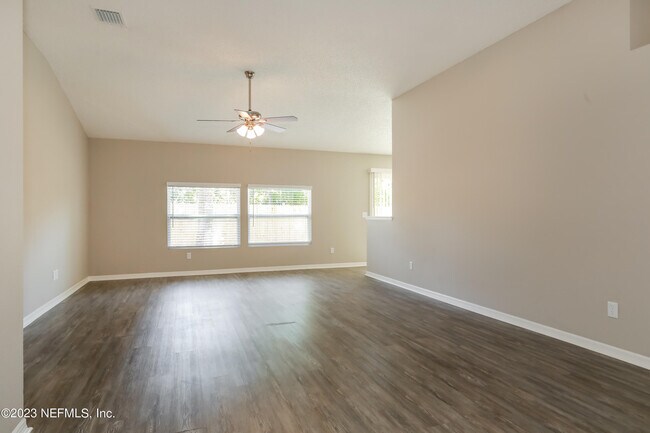 Foto del edificio - 7871 Moss Pointe Trail E
