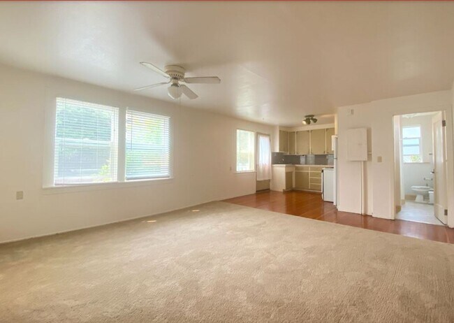 Foto del edificio - Historic Santa Cruz Charm | Private Carriage House Residence Near Downtown