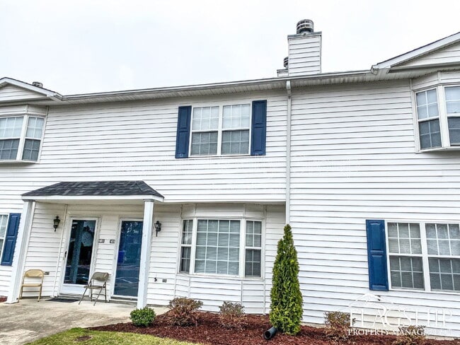 Photo - 1015 Spring Forest Rd House