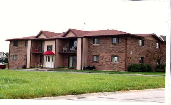 Primary Photo - 1250 Chalet Rd