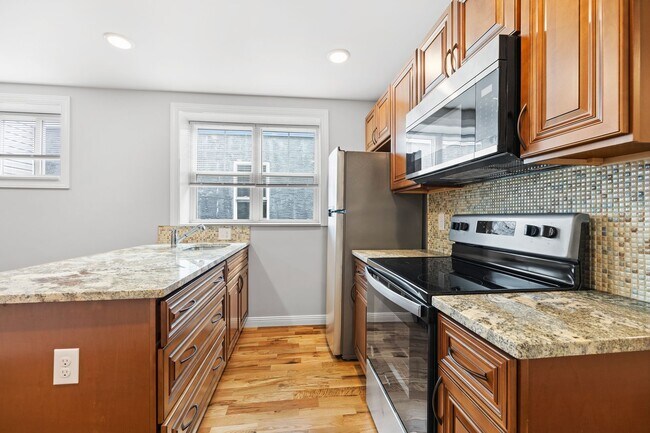 Building Photo - 6940 Torresdale Ave