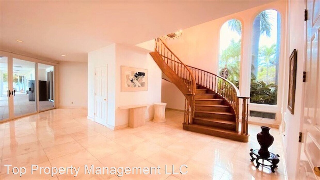 322 Portlock Rd, Honolulu, HI 96825 House Rental in Honolulu, HI