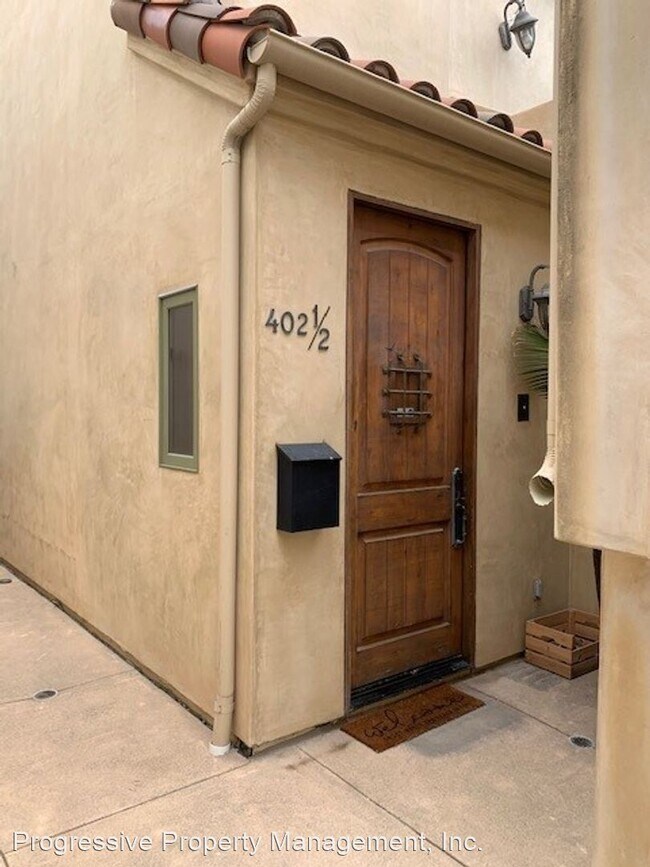 Building Photo - 3 br, 2 bath House - 402.5 Dahlia Avenue