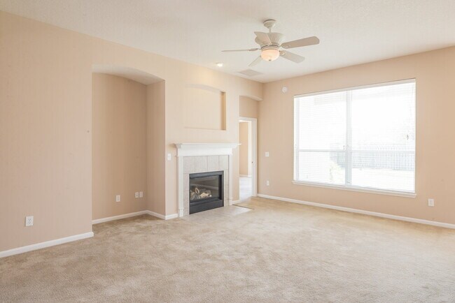 Foto del edificio - 744 Flowers St