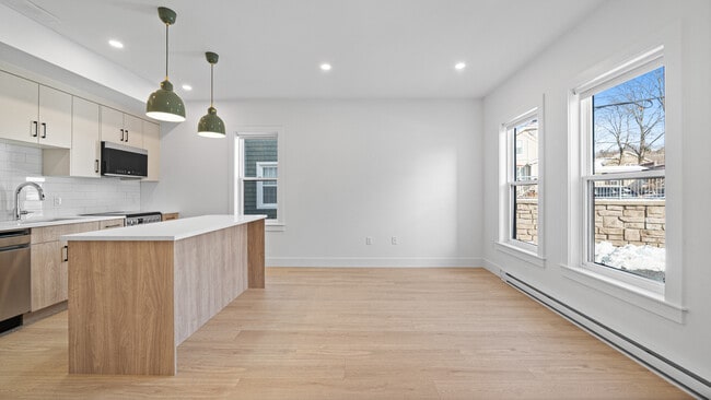 Building Photo - 87 Prince Albert Rd