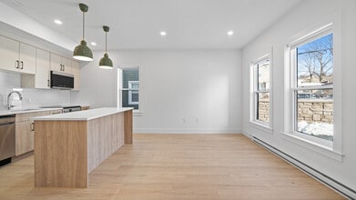 Building Photo - 87 Prince Albert Rd