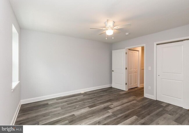 Building Photo - Gorgeous Rental Home in Mantua! Featuring ...