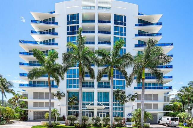Foto del edificio - 715 Bayshore Dr