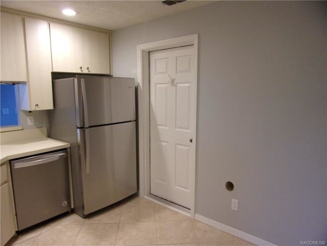 Building Photo - 11112 W Cove Harbor Dr