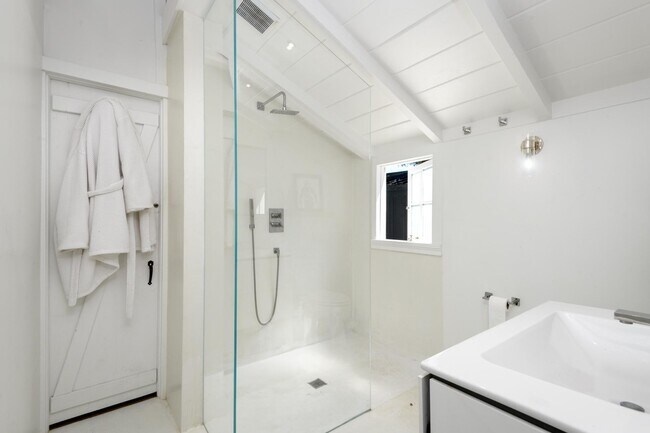 Foto del edificio - 539 Periwinkle Ln